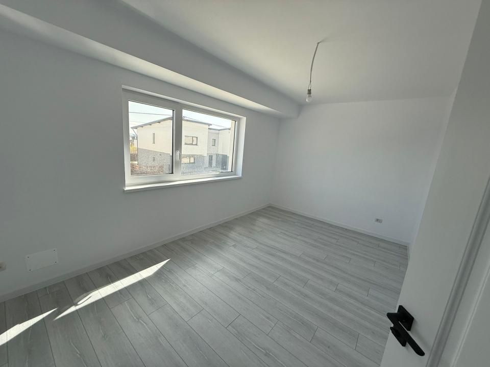 Casă nouă, 5 camere, bucătărie separată — Complex rezidențial Valea Lupului Iași – fotografia 8 din 16
