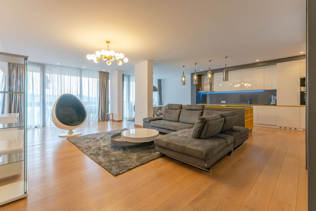 Penthouse Spectaculos | Jacuzzi | Vedere Panoramică | 4 Camere – fotografia 2 din 27