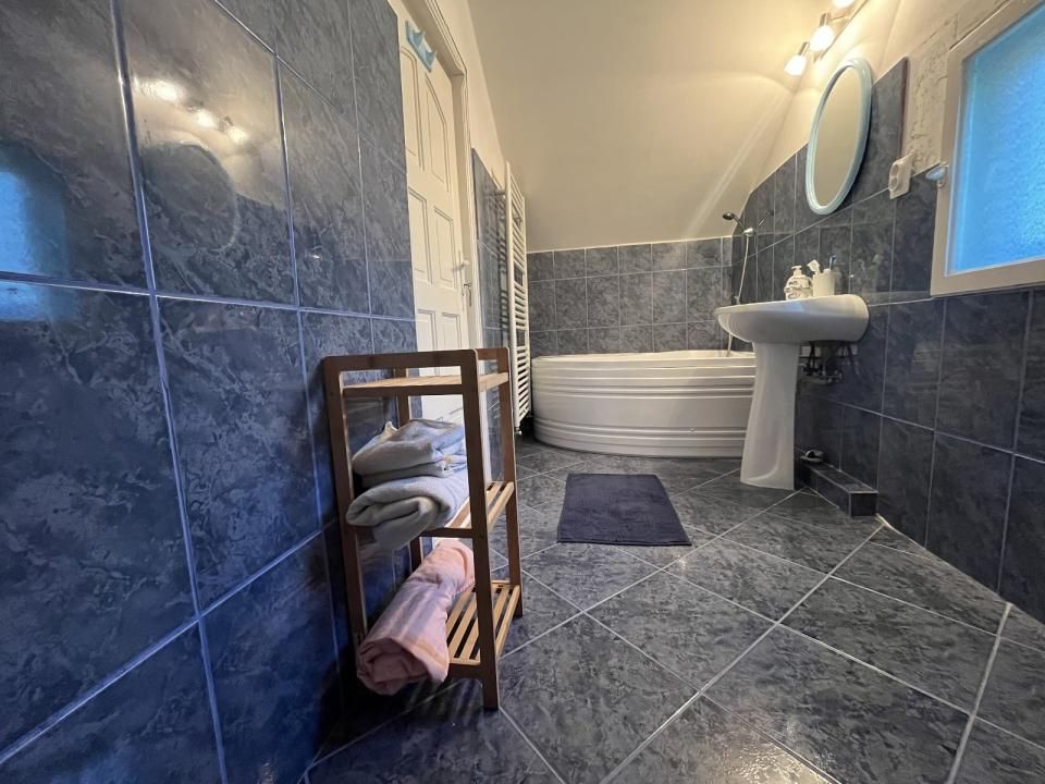 Casă P+M cu vedere spre pădure și teren de 866 mp in Magura Hulubesti – fotografia 25 din 41