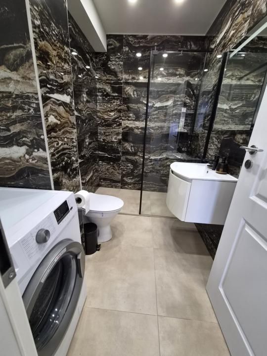 Ap de inchiriat 4 camere, 86 mp, terasa 82 mp, garaj, lift, MODERN, zona VIVO! – fotografia 7 din 11
