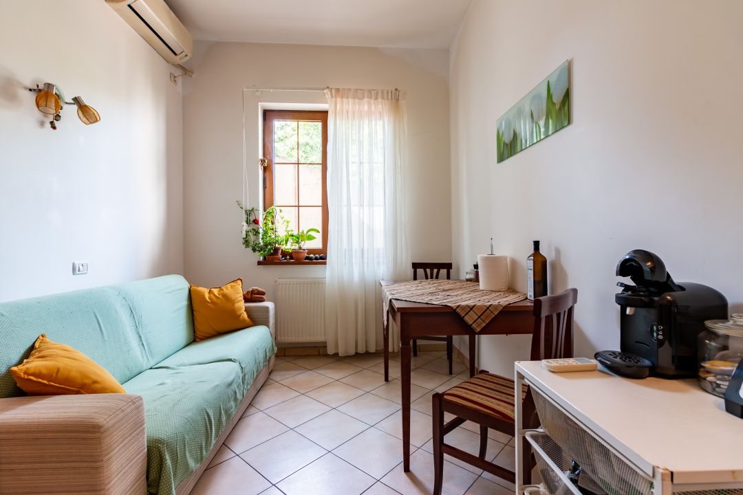 Com0%| Cladire multifunctionala Unirii– Hotel Piri | 9 studiouri independente – fotografia 12 din 49