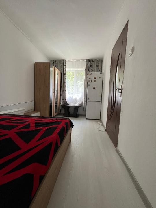 Vanzare 2 camere mobilat si utilat modern parter central Gaesti – fotografia 6 din 10