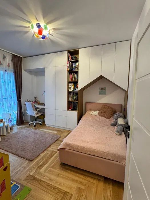 Apartament 4 camere, 105 mp + 50 mp terasa Floresti – fotografia 4 din 8