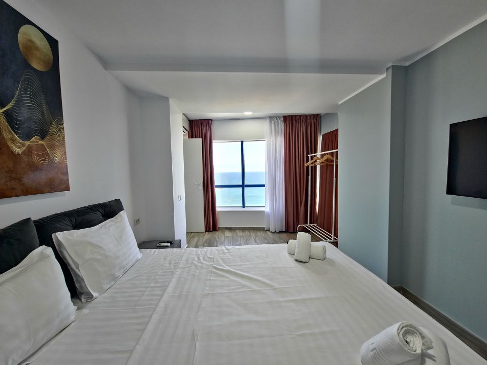 Olimp – 3 camere, 77 mp | etaj 6 | vedere frontală spectaculoasă la mare – fotografia 8 din 15