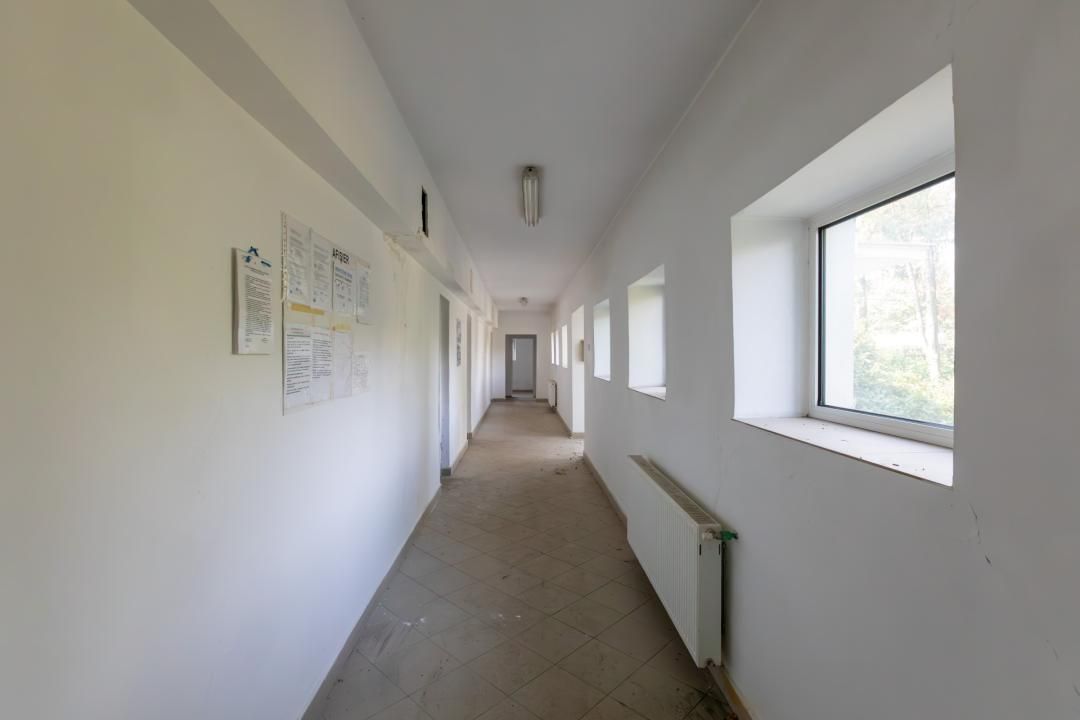 Proprietate de vânzare pentru investiție–teren 3874mp+construcții 989mp, Bacău – fotografia 16 din 47