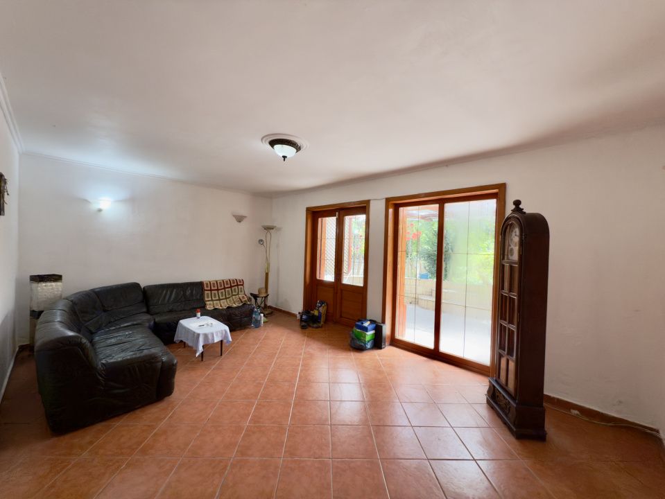 Vila spațioasă P+1+M de vânzare în Agigea | Teren 658 mp | Acces din 2 străzi! – fotografia 1 din 18