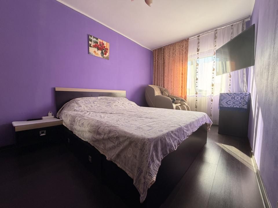 Apartament 4 camere, decomandat, 70 mp utili, boxa, etaj 3 - Soarelui – fotografia 2 din 14