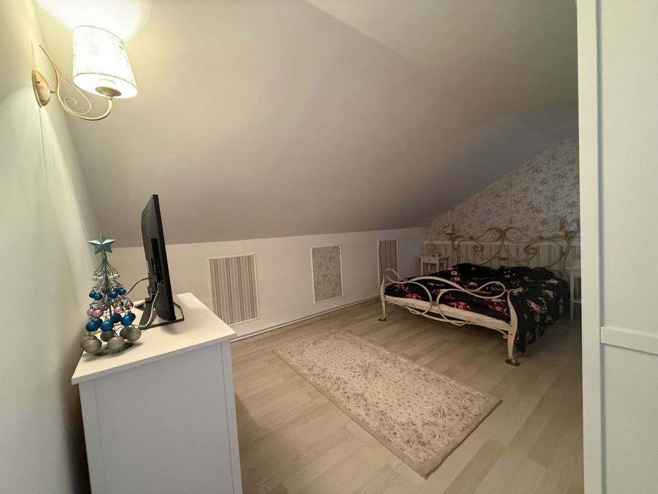 Apartament 3 camere decomandat, 100 mp, Bariera Valcii, zona Bordei – fotografia 4 din 14