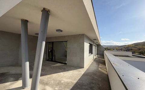 Apartament de vanzare 3 camere 63mp zona Vivo Valea Garbaului