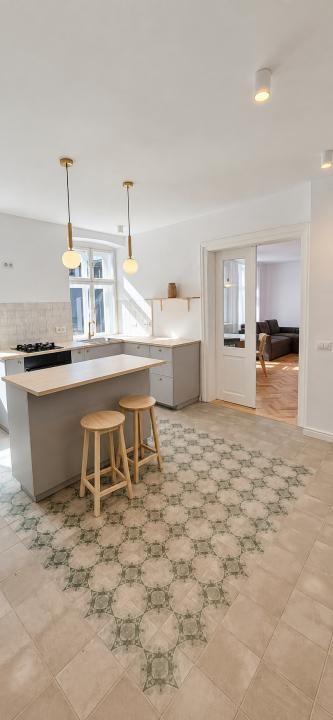 Închiriere apartament 2 camere, mobilat și utilat, Central Brasov – fotografia 3 din 14