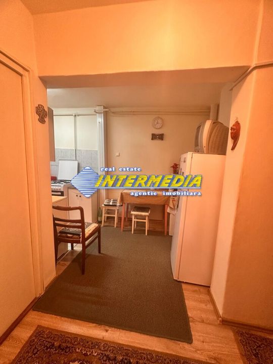 Garsoniera decomandata 32 mp de vanzare etaj 1 Cetate – fotografia 5 din 9