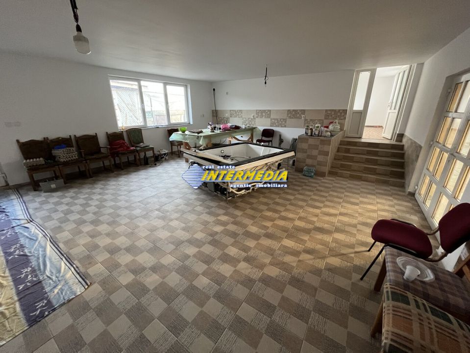 Casa noua cu 4 camere , pivnita de vanzare Alba Iulia finisata teren 1400 mp – fotografia 9 din 11