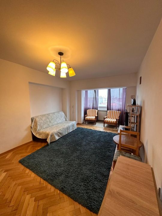 Apartament 3 camere de inchiriat, in zona Centrala -  vedere catre Blvd Mircea – fotografia 6 din 16