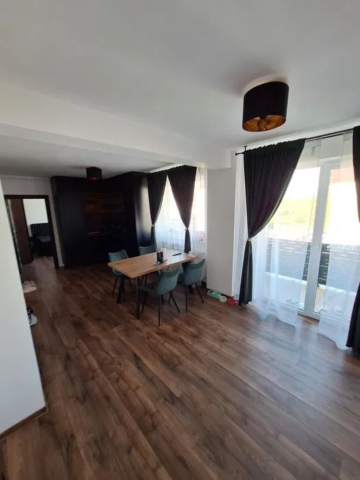 Apartament 3 camere de 50mp , plus balcon 6mp, zona : Tineretului – fotografia 2 din 6