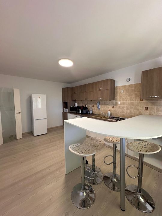 Casă P+1 cu 6 camere de vânzare în Mihail Kogălniceanu – teren 500 mp – fotografia 17 din 31