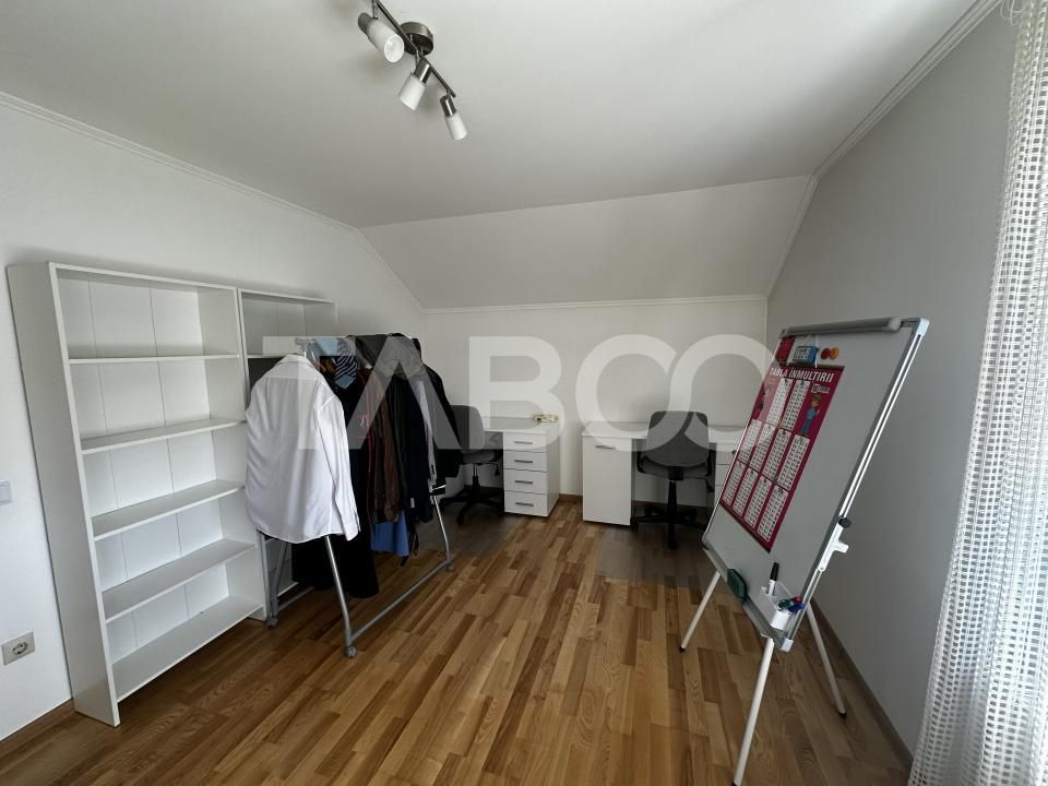 Casa individuala de vanzare 233 mpu si teren de 1000 mp in Selimbar – fotografia 7 din 13
