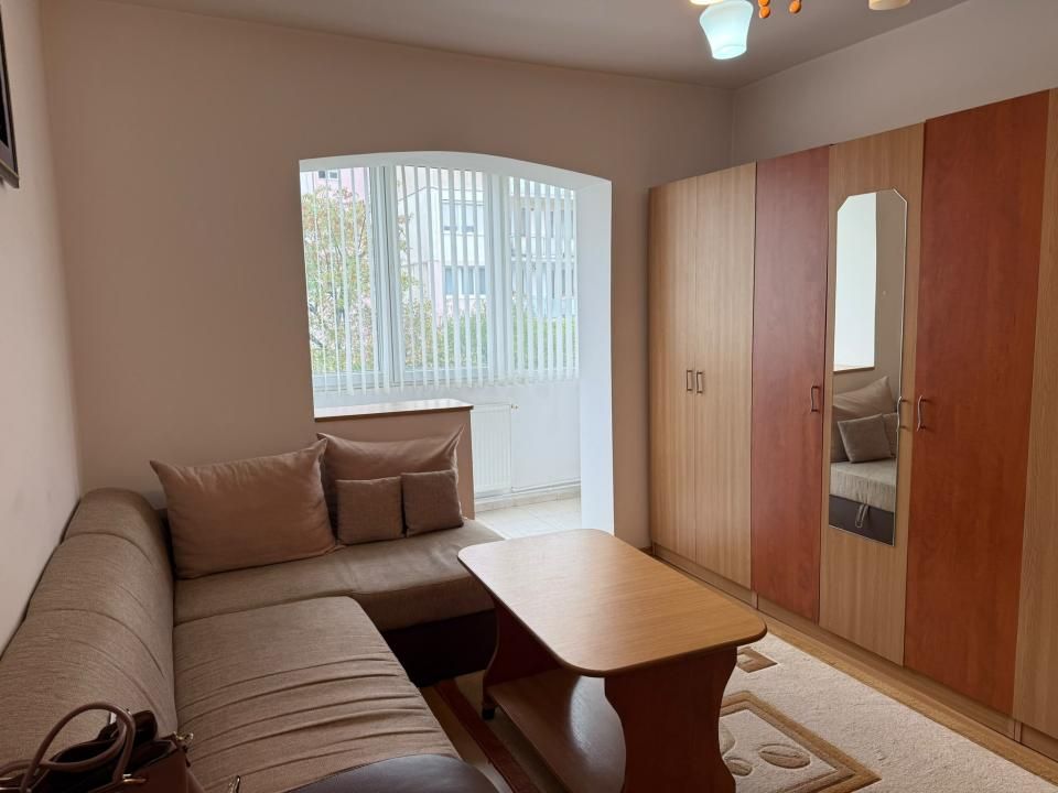 Apartament 3 camere, et.2, zona Mihai Viteazu - Sibiu – fotografia 1 din 9