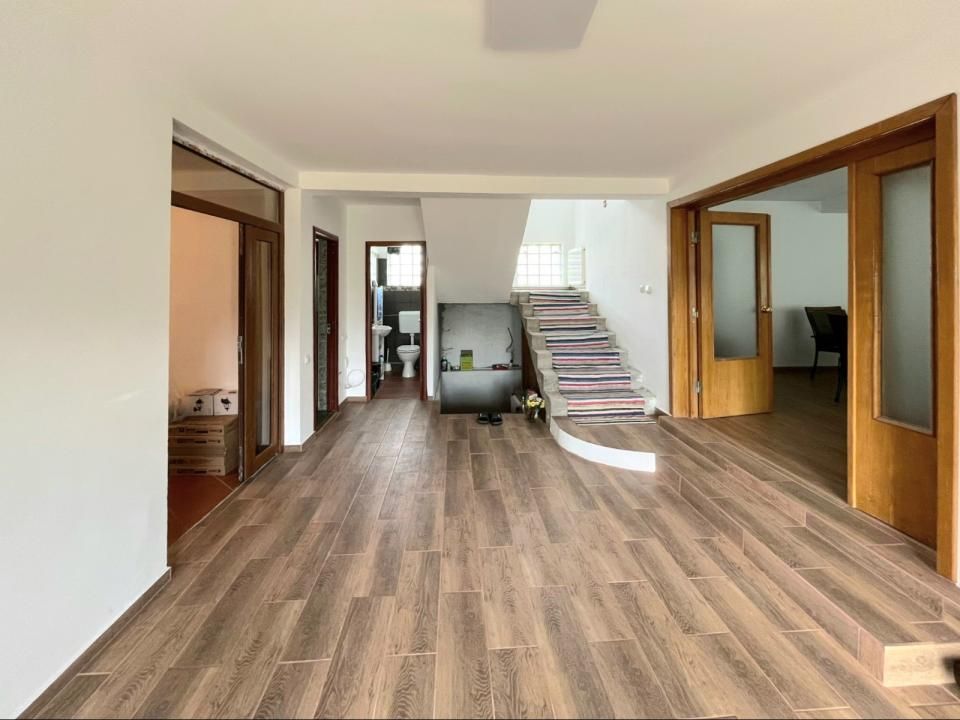 Vilă P+M cu 2300MP teren | 6 camere | 278MP | 30 min București – fotografia 2 din 27