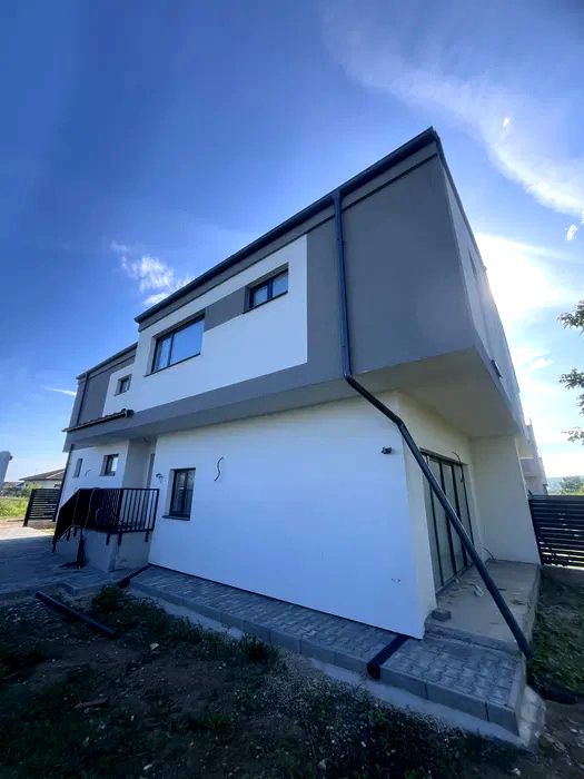 Duplex modern și spațios în Jucu, 150mp utili, 350mp teren – fotografia 4 din 8