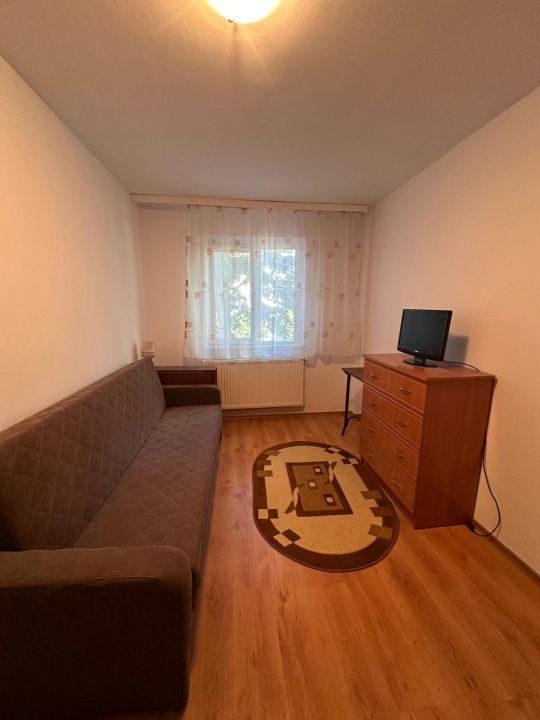 Apartament 3 camere de vânzare în Tomis Nord – etaj 1/4, centrală pe gaze – fotografia 4 din 15