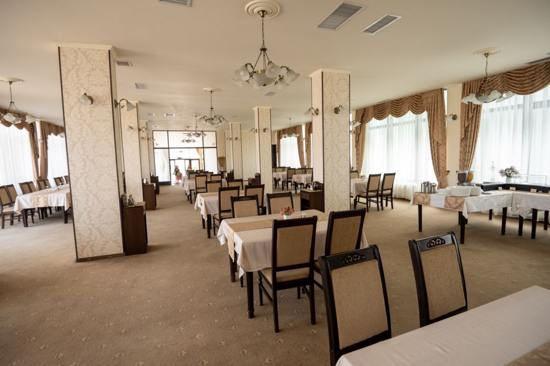 Hotel Miky Arad de vanzare | Investitie cu utilizari multiple | 42 camere cazare – fotografia 37 din 66