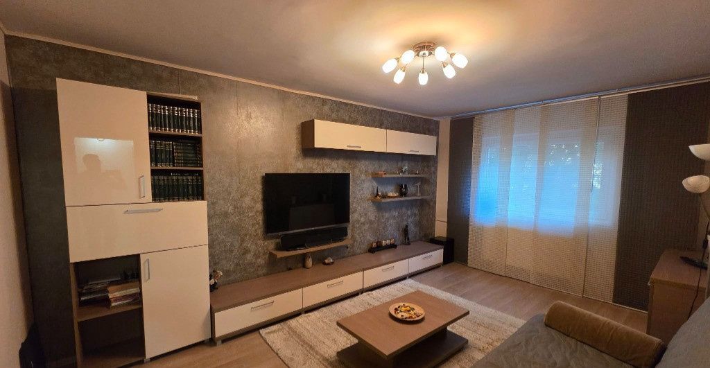 3 Camere de inchiriat | Sebastian | Acces tramvai | Decomandat – fotografia 1 din 8