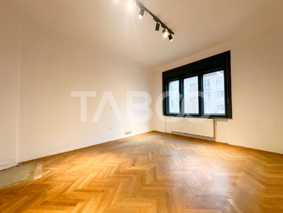 Apartament   4 camere de vanzare 120 mp Ultracentral – fotografia 2 din 8