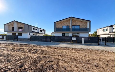 Duplex modern, 150 mp utili, pod de 40 mp și teren 500 mp | Jucu de Mijloc