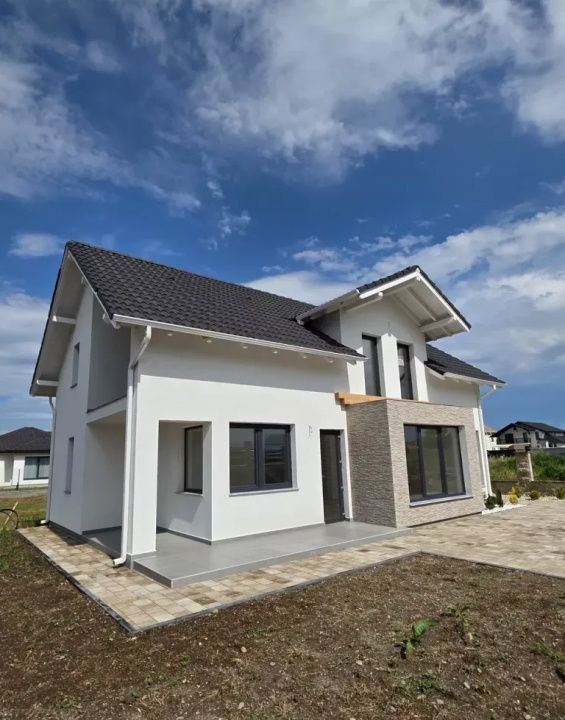 Casă premium P+M | 4 camere | Alba Iulia | 138 mp | 400 mp teren | La cheie – fotografia 1 din 7
