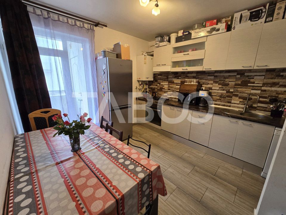 Apartament decomandat 4 camere 2 bai balcon parcare COMISION 0 – fotografia 2 din 19