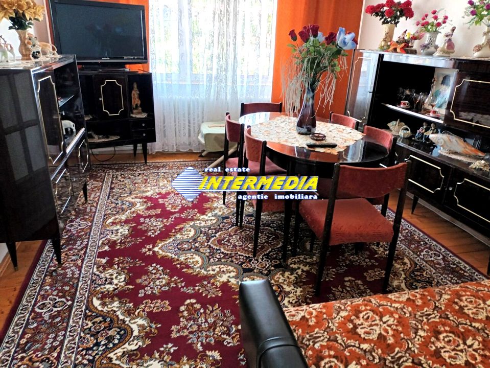 Casa de vanzare cu 4 camere in Cetate S+P+E zona Schit cu teren aferent 800 mp – fotografia 7 din 11