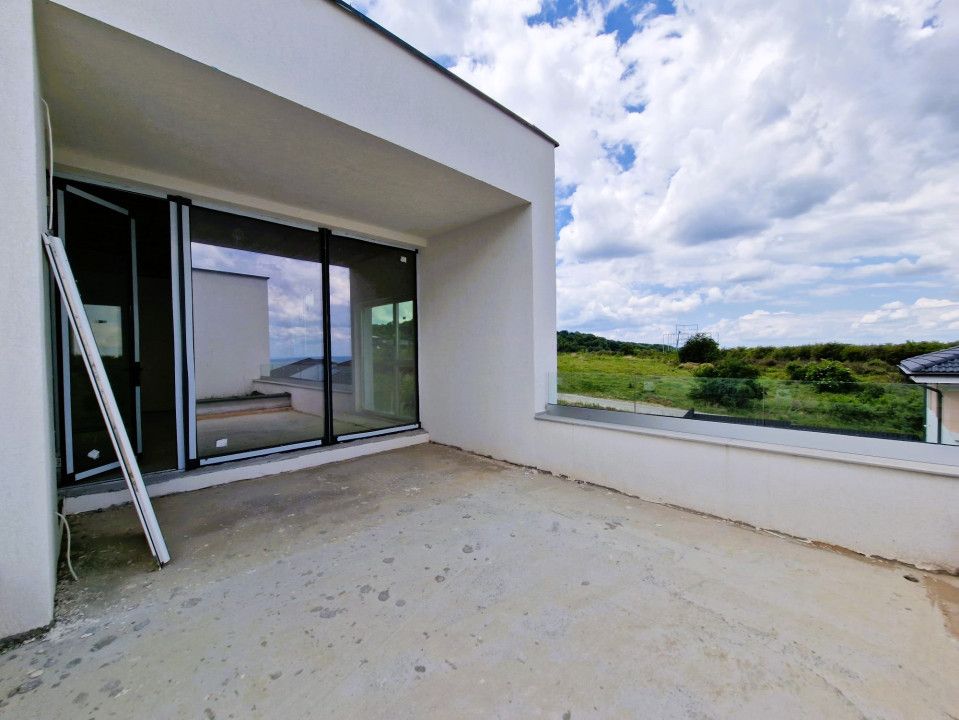 Duplex deosebit cu CF, in zona Wonderland – fotografia 12 din 26