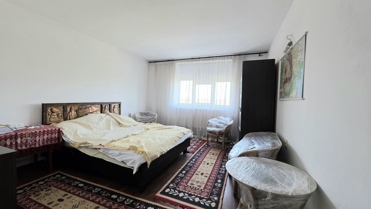 Vila de vanzare in Constanta, 6 camere, zona Km5 – fotografia 5 din 18