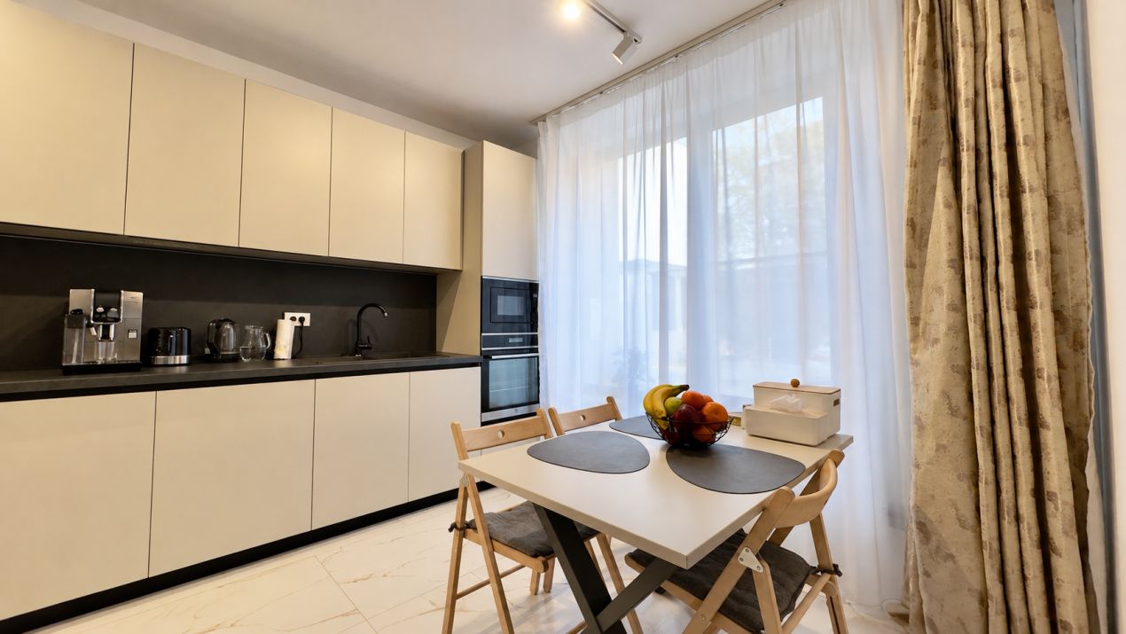 Duplex modern de vanzare in Mamaia Nord P+1 │ Loc de parcare │ Terasa spatioasa – fotografia 15 din 29