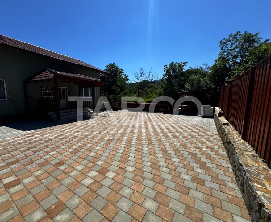 Casa de vis la munte 7 camere 5 bai ciubar teren 558 mp Rasinari Sibiu – fotografia 3 din 32