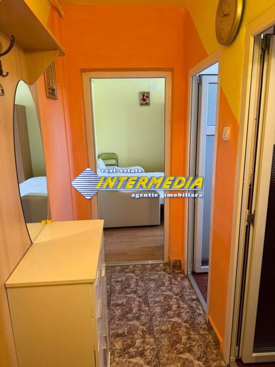 Garsoniera de inchiriat Cetate etaj 1 mobilata complet – fotografia 6 din 7