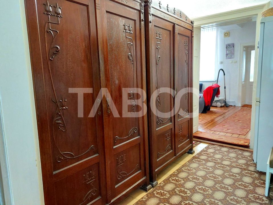 Casa si curte pretabila pentru 2 familii 980 mp teren liber Cisnadie – fotografia 19 din 32