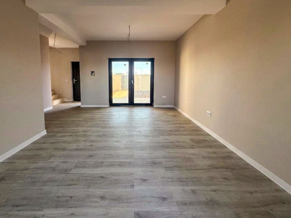 Casa P+1 stil mediteranean - Mamaia Sat , zona linistita – fotografia 3 din 17