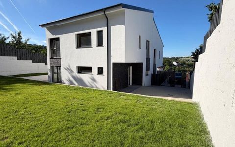 Duplex - ultima unitate disponibila, 120 mp utili, teren 357 mp | Dezmir
