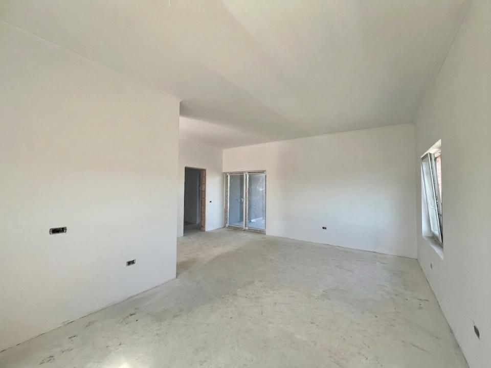 Triplex modern, 4 camere, 103 mp utili, 316 mp teren - Zona Sacalaz – fotografia 3 din 12