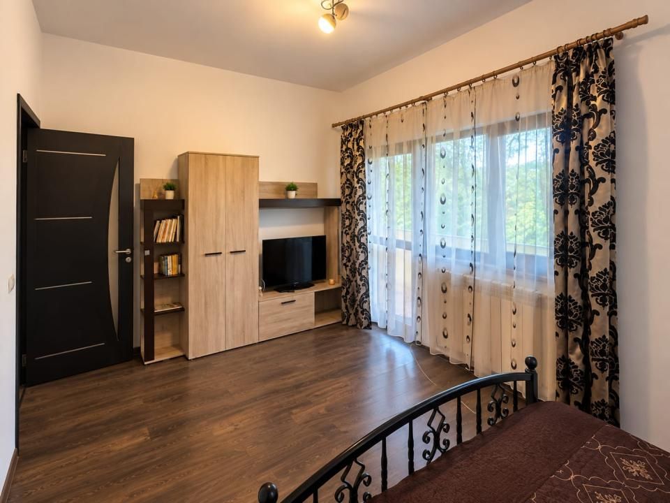Casă de închiriat – 150 mp zona Nicolina, Iași | rezidential sau birouri – fotografia 5 din 12