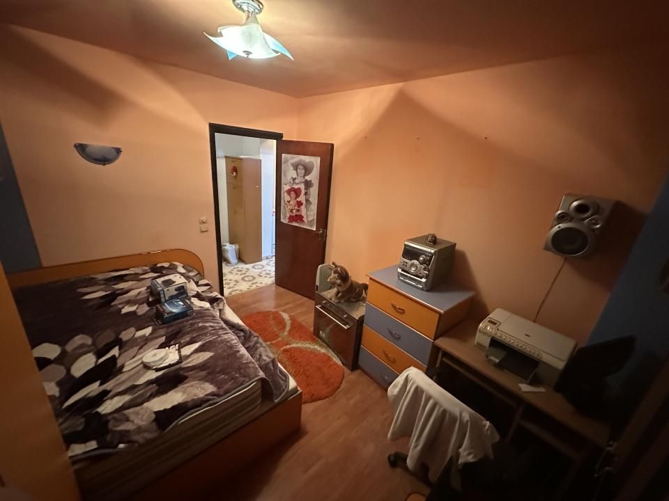 Berceni | 4 Camere | Etaj 5/10 | Bloc 1980 | Reabilitat | – fotografia 17 din 40