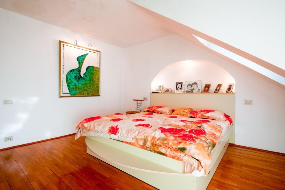 VILĂ EXCLUSIVISTĂ ÎN MĂNĂȘTUR CU GARAJ | 330 MP UTILI S+P+E | 800 MP TEREN – fotografia 6 din 8
