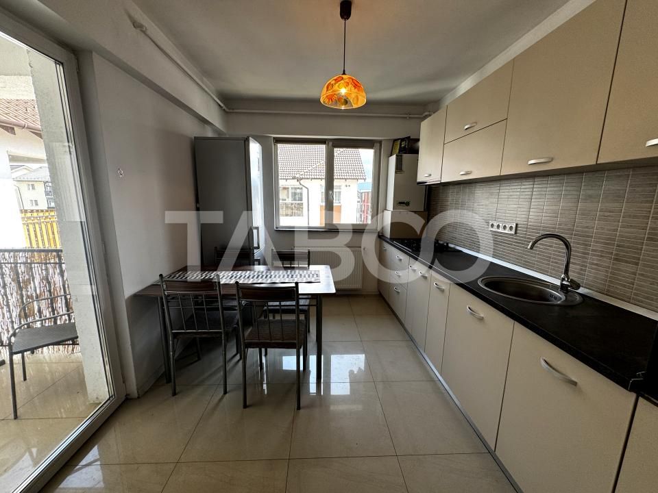 Apartament decomandat 3 camere 3 balcoane pod si parcare Arhitectilor – fotografia 3 din 15