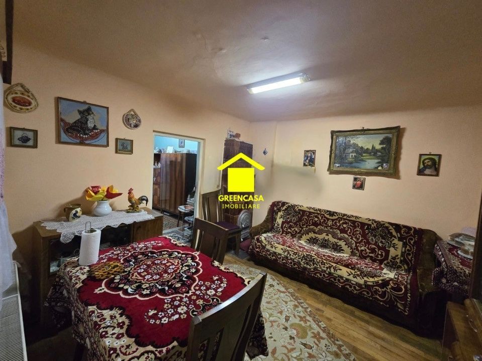 Casa de vanzare cu 2 camere si curte generoasa in zona Gruia – fotografia 4 din 7