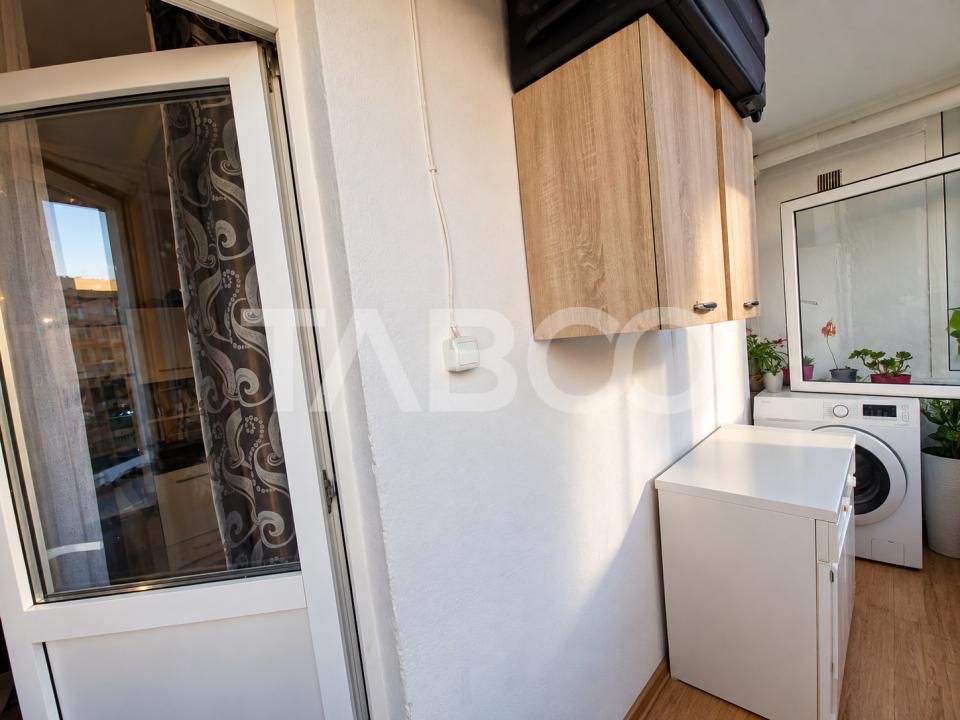 Apartament de vanzare 2 camere balcon Mihai Viteazul etaj 4 – fotografia 14 din 15