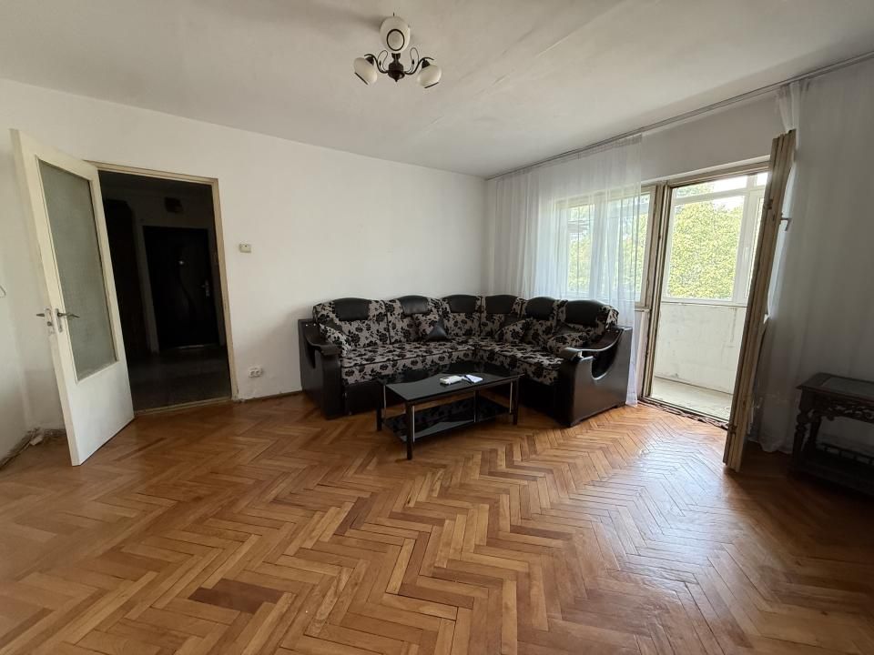 Apartament 2 camere, semidecomandat, 52 mp - Dambovita – fotografia 2 din 8