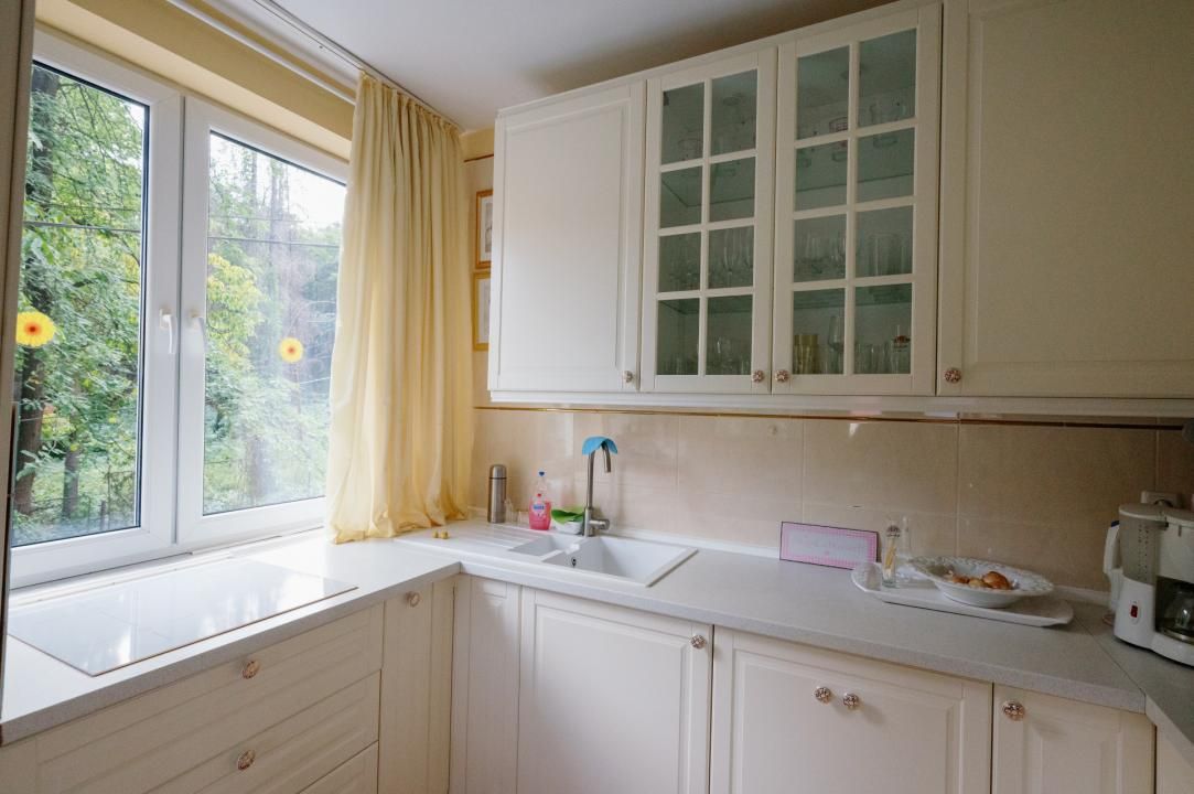 Apartament 4 camere în casă tip elvetian, cu teren propriu, garaj și grădină – fotografia 9 din 31