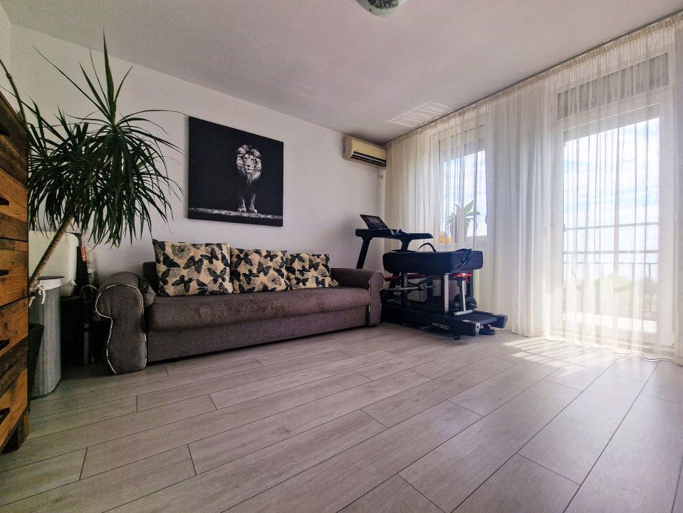Ap de 4 cam de vanzare, Statiunea Mamaia, vedere la mare si lac, 150m de plaja. – fotografia 18 din 18