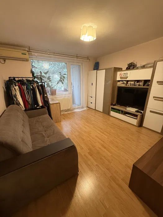 Apartament 3 camere, etaj 3, decomadat, Gheorgheni, Baisoara, Parking – fotografia 3 din 6